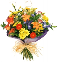 Love is in the air with this beautifull bouquet of flowers.